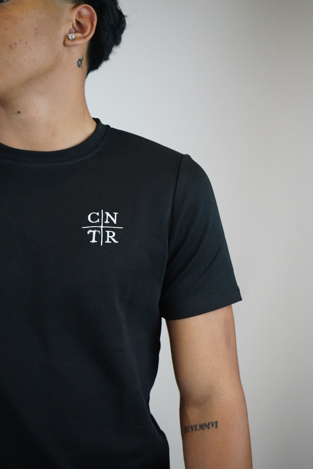 Signature T-Shirt - Black